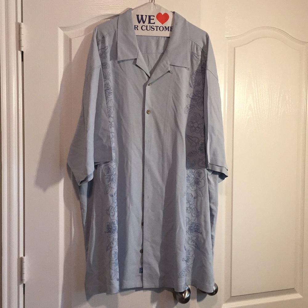 Tommy Bahama men’s Light Blue 3XLT.